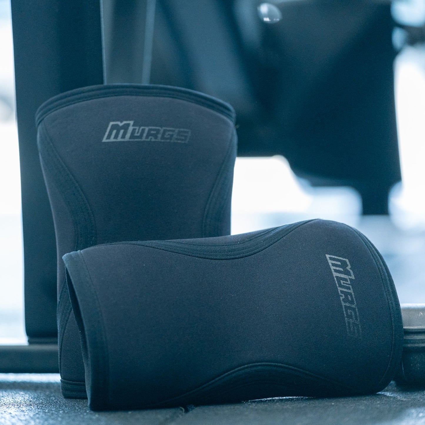 V2 7mm Knee Sleeves - Black on Black (Pair)